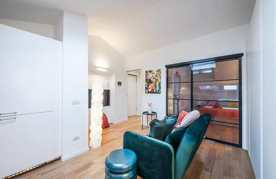 Suite Sovoy Porta Romana-1